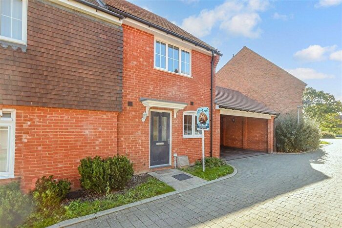 2 Bedroom Semi-detached House For Sale In Nuthatch Drive, Finberry, Ashford, Kent, TN25