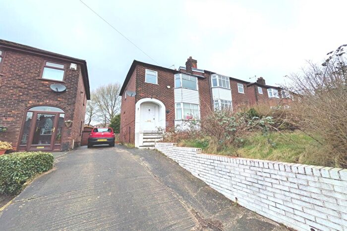 3 Bedroom Semi Detached House To Rent In Sandringham Road, Bredbury, Stockport, SK6