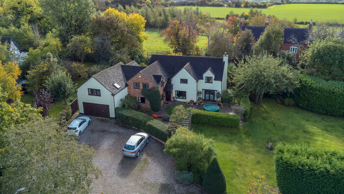 5 Bedroom Detached House For Sale In Woodhouses, Yoxall, DE13