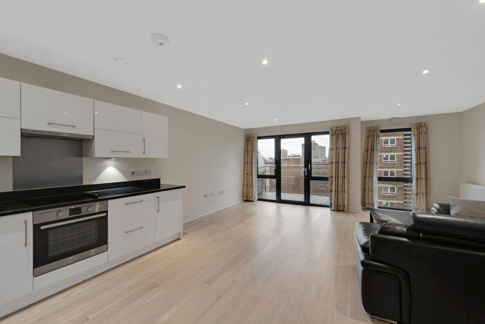 2 Bedroom Flat To Rent In Gwynne Road, London, SW11