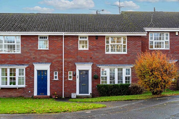 3 Bedroom Terraced House For Sale In Pinfold Court, Handbridge, CH4