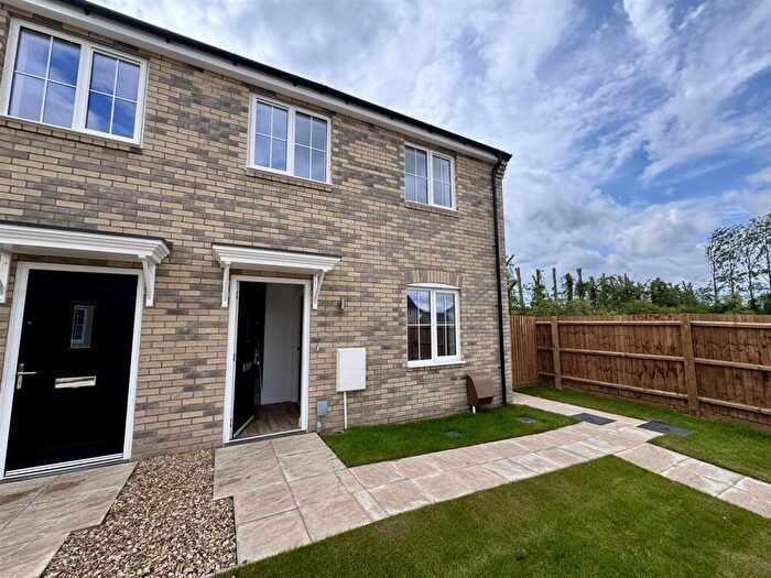 3 Bedroom Semi-Detached House To Rent In John King Street, Holbeach, PE12