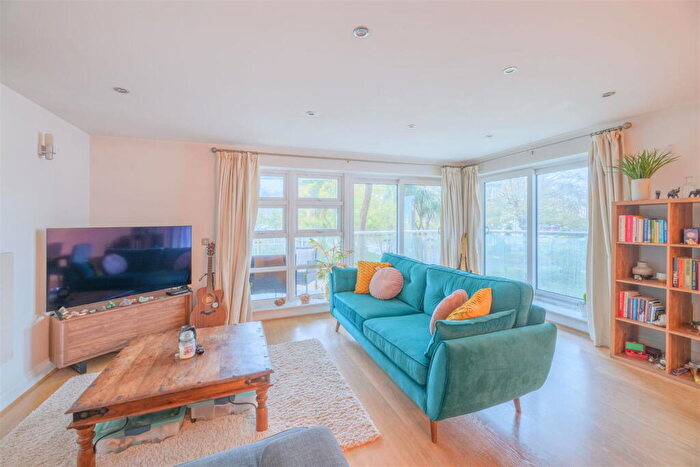 2 Bedroom Terraced House To Rent In Boscombe Spa Road, Boscombe, Bournemouth, BH5