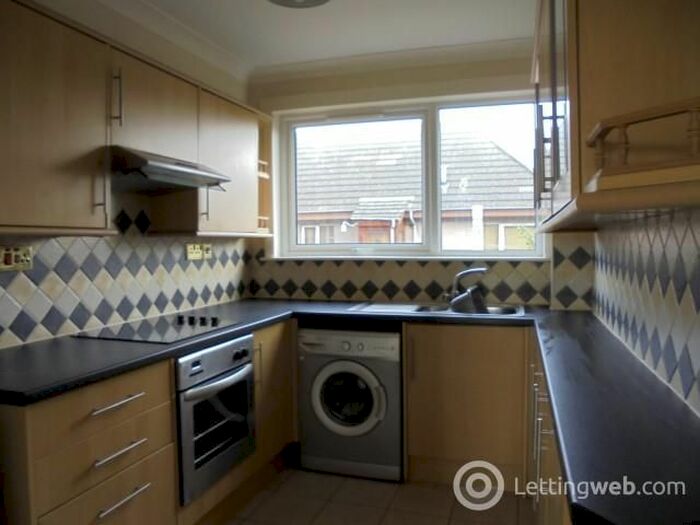 2 Bedroom Flat To Rent In Main Street, Bridge Of Earn, Perthshire PH2