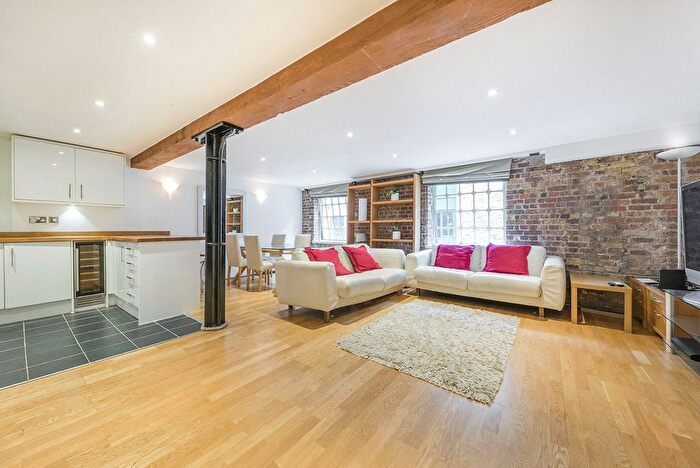 3 Bedroom Flat To Rent In Sussex House, Maidstone Buildings Mews, SE1