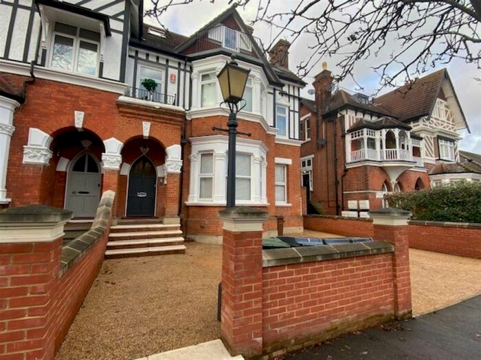 1 Bedroom Flat To Rent In The Drive, London, E4