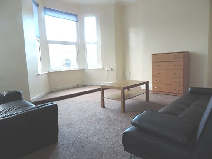 5 Bedroom Flat To Rent In Wellfield Road, Cardiff, CF24