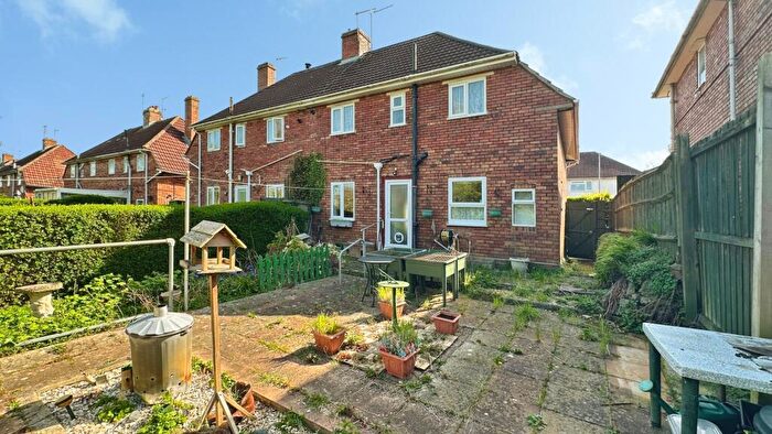 3 Bedroom House For Sale In Beechen Drive, Bristol, BS16