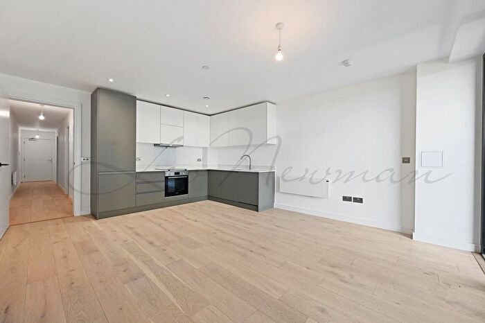 2 Bedroom Flat To Rent In Caroline Street, Limehouse, E1