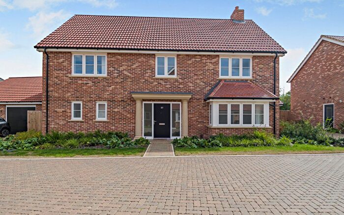 5 Bedroom Detached House To Rent In Howells Way, Hardwick, Cambridge, Cambridgeshire, CB23
