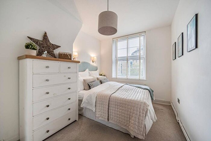 2 Bedroom Flat For Sale In Matilda House, St Katharine Docks, London, E1W