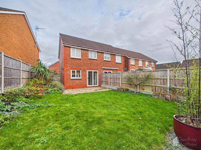 2 Bedroom Semi-Detached House To Rent In Fairfield Way, Stevenage, SG1