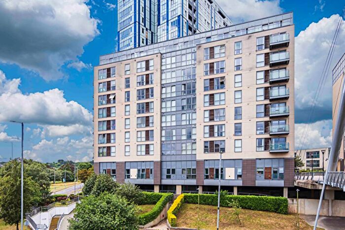 2 Bedroom Apartment For Sale In Cotterells, Hemel Hempstead, HP1