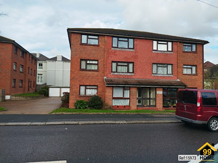 2 Bedroom Flat For Sale In Blacklands Court, Hastings, East Sussex, TN34