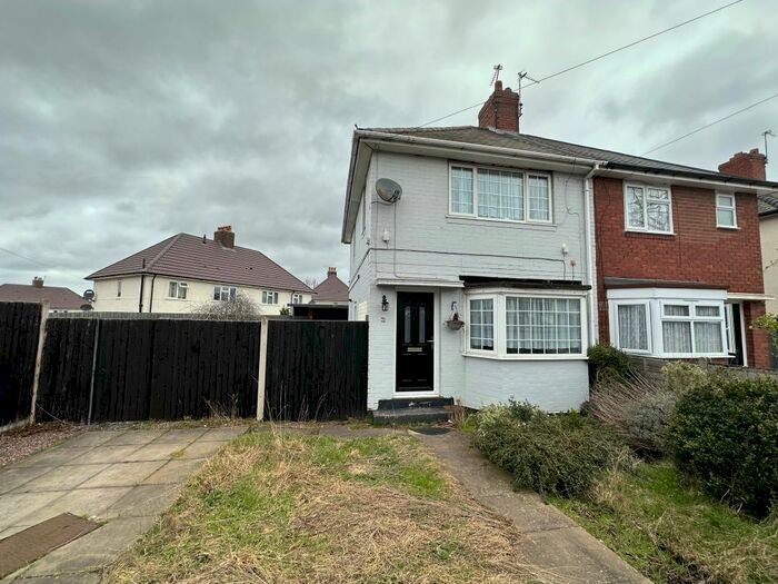 3 Bedroom Semi-Detached House To Rent In Booth Road, Wednesbury, WS10