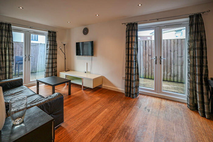 2 Bedroom Apartment To Rent In Taurus House, Union Road, Bristol, BS2