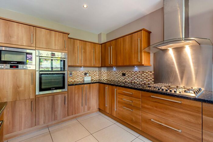 4 Bedroom Detached House For Sale In Usk Road, Pontypool, Torfaen, NP4