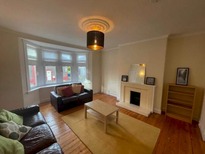 2 Bedroom Flat To Rent In Elm Street, Dundee, DD2