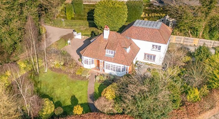 4 Bedroom Detached House For Sale In Charing Hill, Charing, TN27