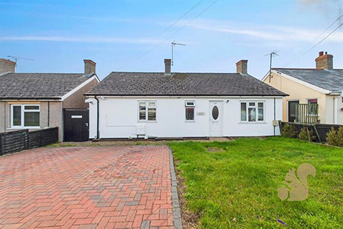 3 Bedroom Detached Bungalow For Sale In Hillside, Stowmarket, IP14