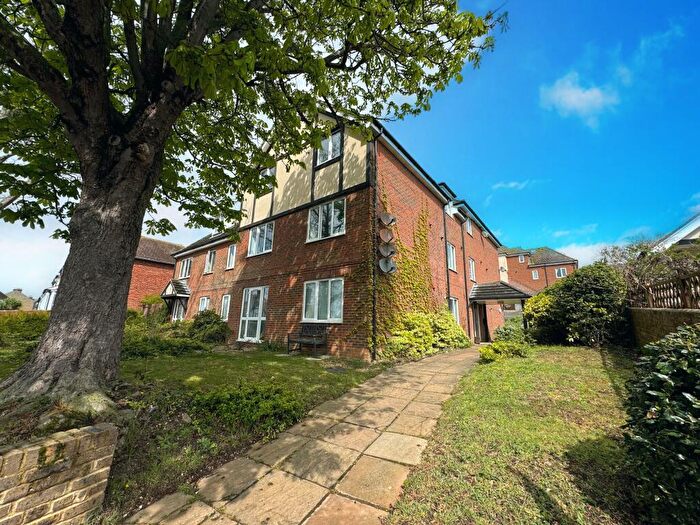 2 Bedroom Flat To Rent In Cecilia Apartments, Dane Park Road, Ramsgate, CT11