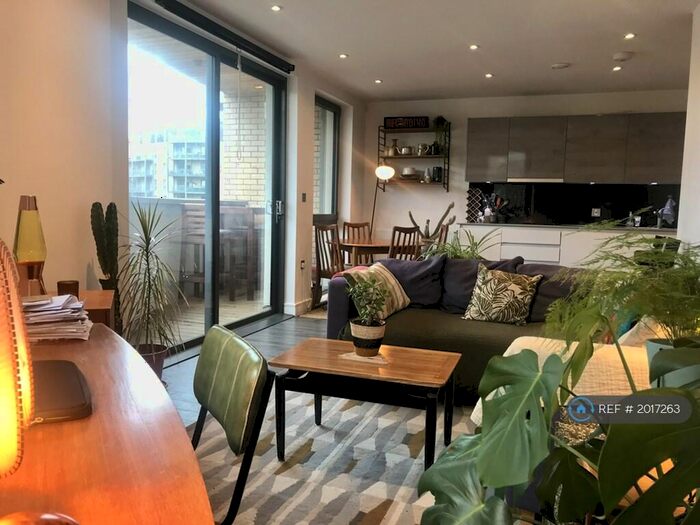 2 Bedroom Flat To Rent In Essex Wharf, London, E5