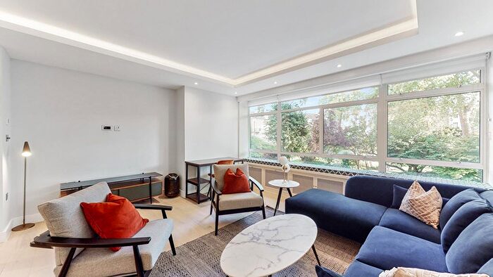 2 Bedroom Flat To Rent In Gloucester Square, London, W2