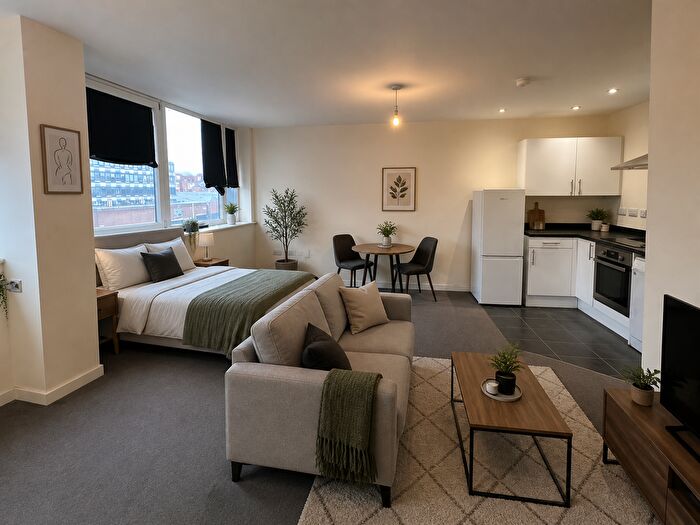 Studio To Rent In Burleys Way, Leicester, LE1