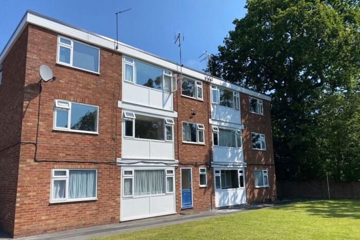 1 Bedroom Flat To Rent In Clare Court, High Street, Solihull, Birmingham, B90