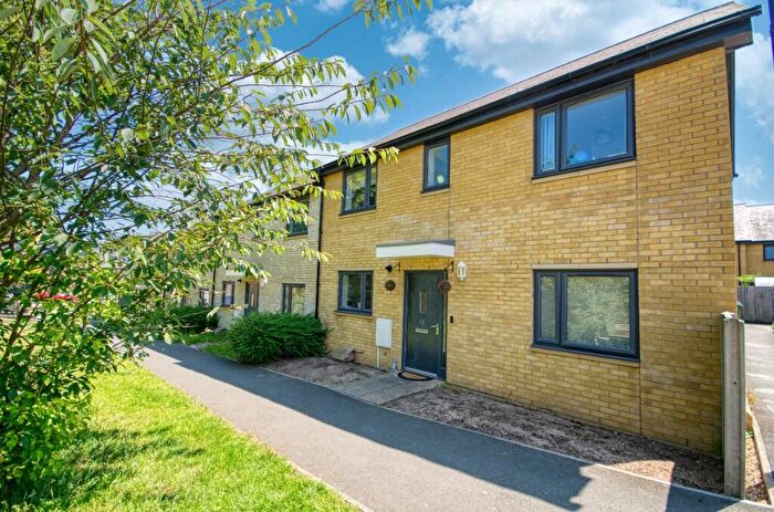 3 Bedroom End Of Terrace House For Sale In Kingsclere Avenue, Southampton, Hampshire, SO19