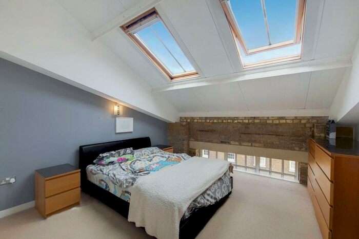 2 Bedroom Flat To Rent In Marlborough Road, Woolwich, London, SE18