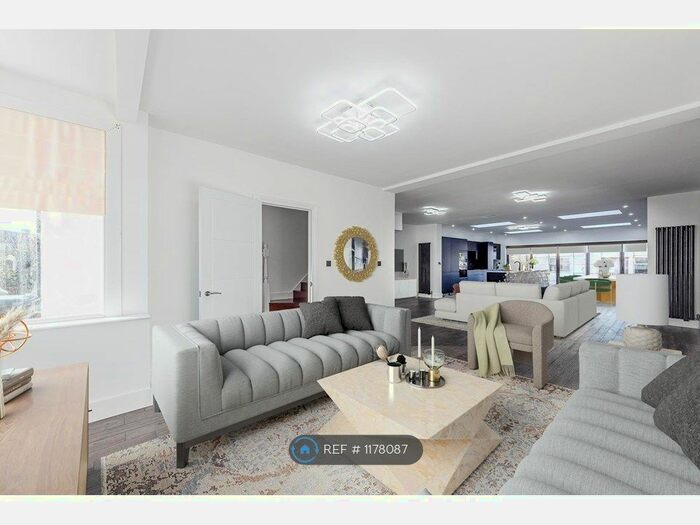 5 Bedroom Semi-Detached House To Rent In Southway, London, SW20