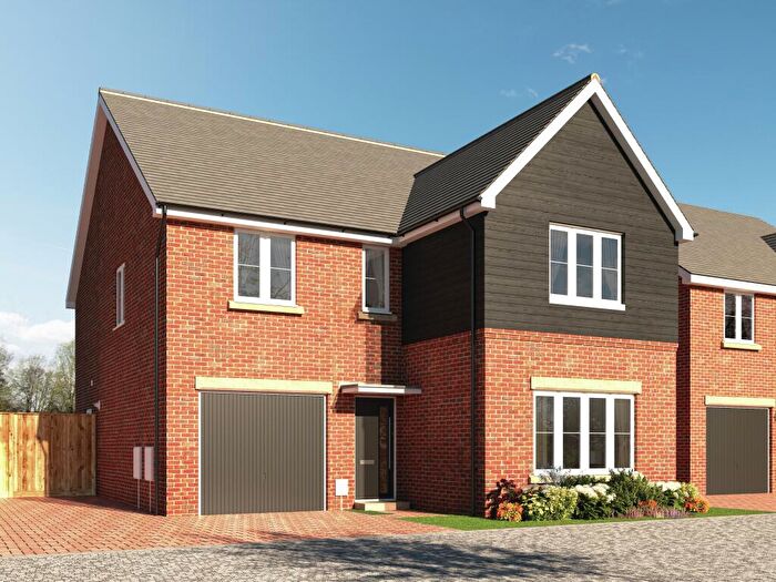 5 Bedroom Detached House For Sale In Four Chimneys Crescent, Hampton Heights, Peterborough, PE7