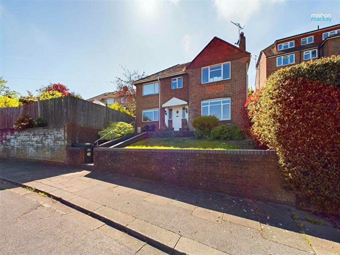 5 Bedroom Detached House To Rent In Goldstone Way, Hove, East Sussex, BN3