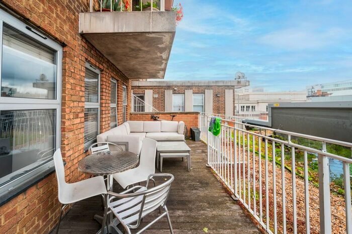 1 Bedroom Flat To Rent In New Cavendish Street, Fitzrovia, London, W1W