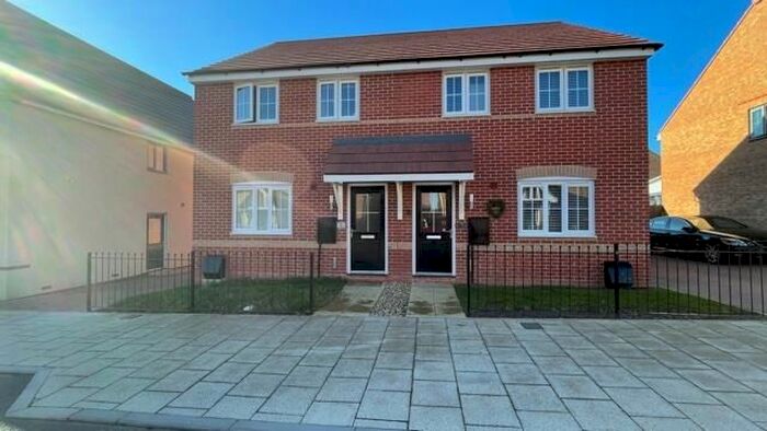 3 Bedroom Semi-Detached House To Rent In Dukes Road, Priors Hall, Weldon NN17