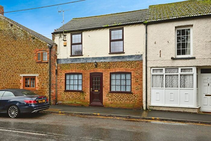 2 Bedroom Terraced House For Sale In Lynn Road, Heacham, King's Lynn, PE31