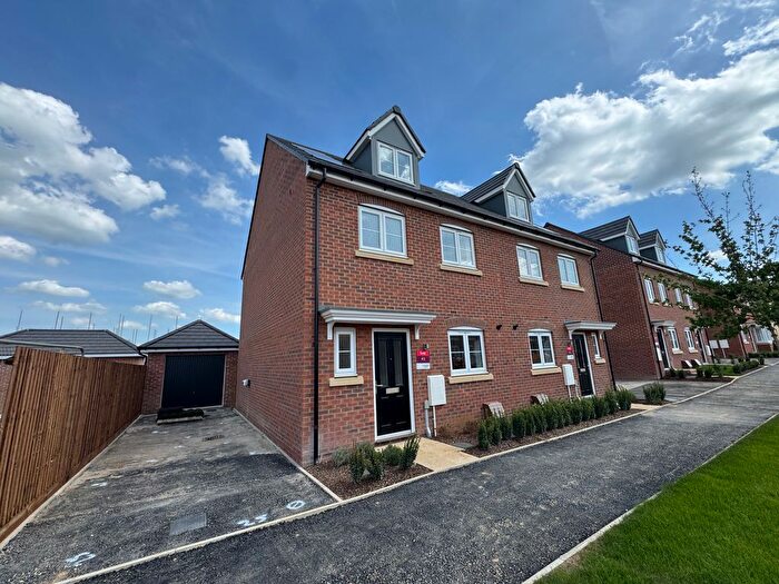 4 Bedroom Property To Rent In Kennick Way, Grantham, NG31