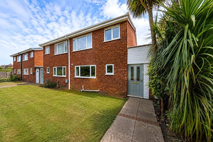 3 Bedroom Semi Detached House For Sale In Station Road, Polesworth, Tamworth, Warwickshire, B78