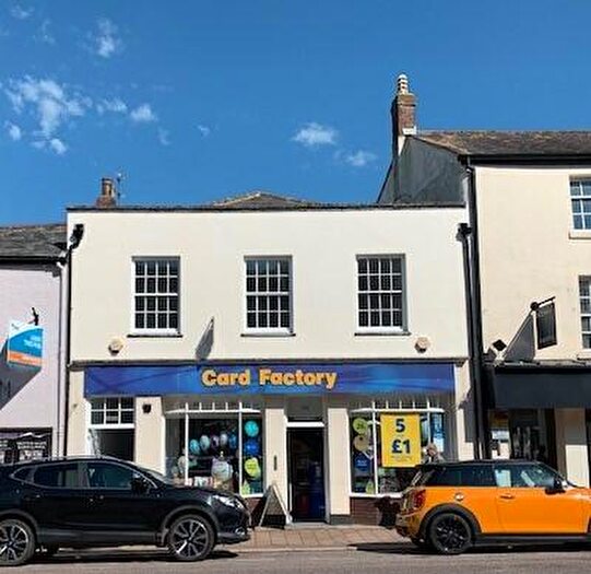 5 Bedroom Property To Rent In High Street * Honiton *, EX14