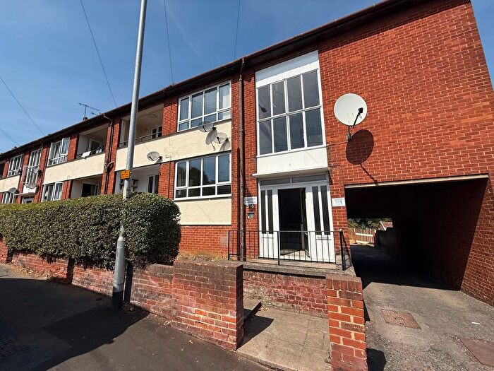 2 Bedroom Flat To Rent In Belstead Road, Lonsdale Belstead Road, IP2