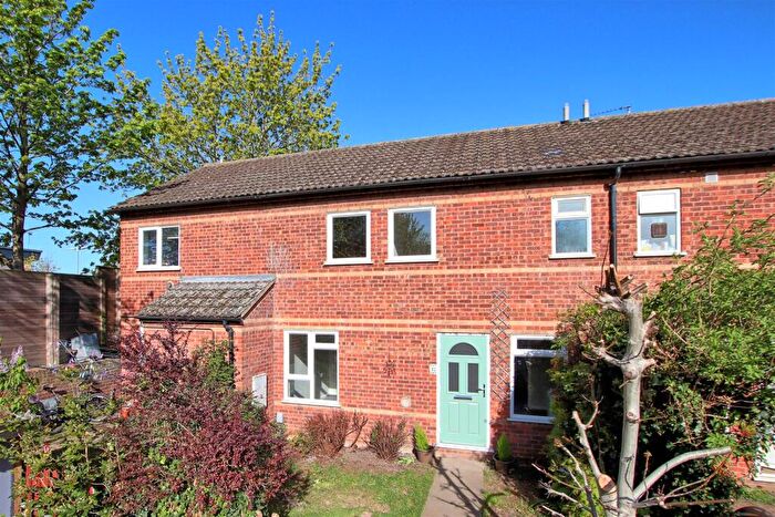 3 Bedroom Terraced House To Rent In Stanley Road, Cambridge, CB5