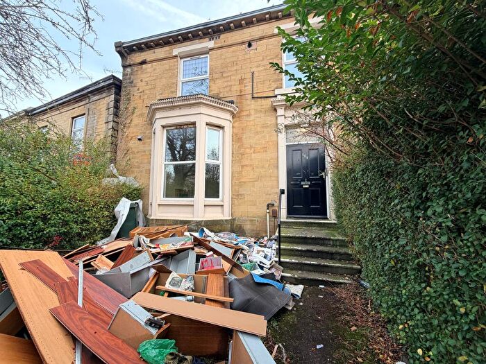 3 Bedroom Terraced House For Sale In Little Horton Lane, Bradford, BD5