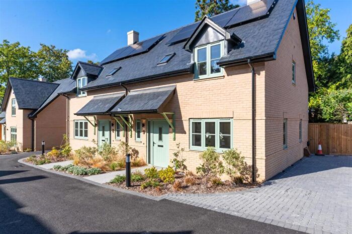 3 Bedroom Semi-Detached House For Sale In Moralee Close, Wimborne, BH21