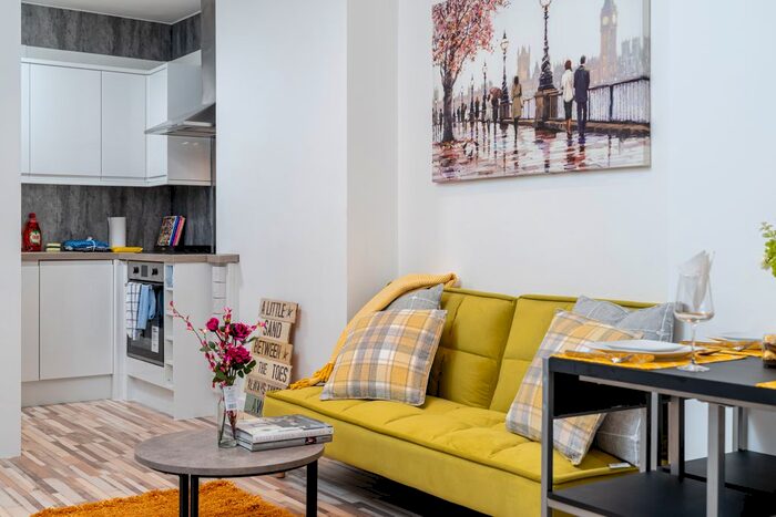 1 Bedroom Flat To Rent In Walpole Road, London, N17