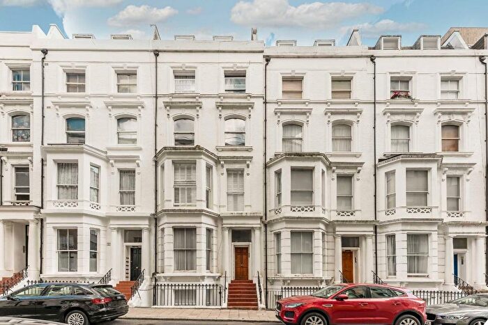 2 Bedroom Flat To Rent In Hatherley Grove, Hatherley Grove, W2