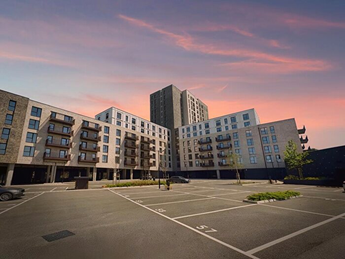 2 Bedroom Apartment To Rent In Station Approach, Harlow, CM20