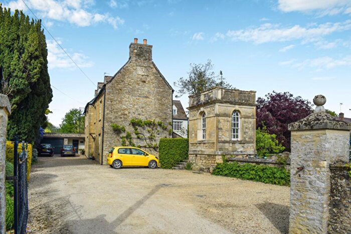 1 Bedroom Apartment To Rent In Mill Street, Kidlington, OX5