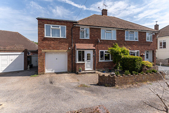 4 Bedroom Semi-Detached House For Sale In Thames Close, Chertsey, Surrey., KT16