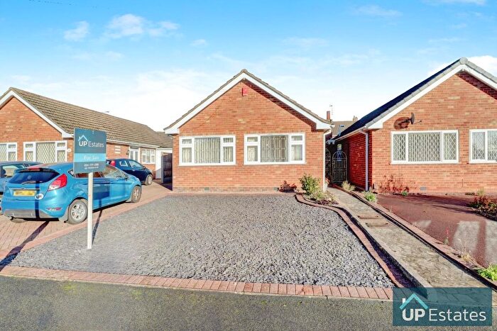 2 Bedroom Detached Bungalow For Sale In Leyland Road, Bulkington, CV12